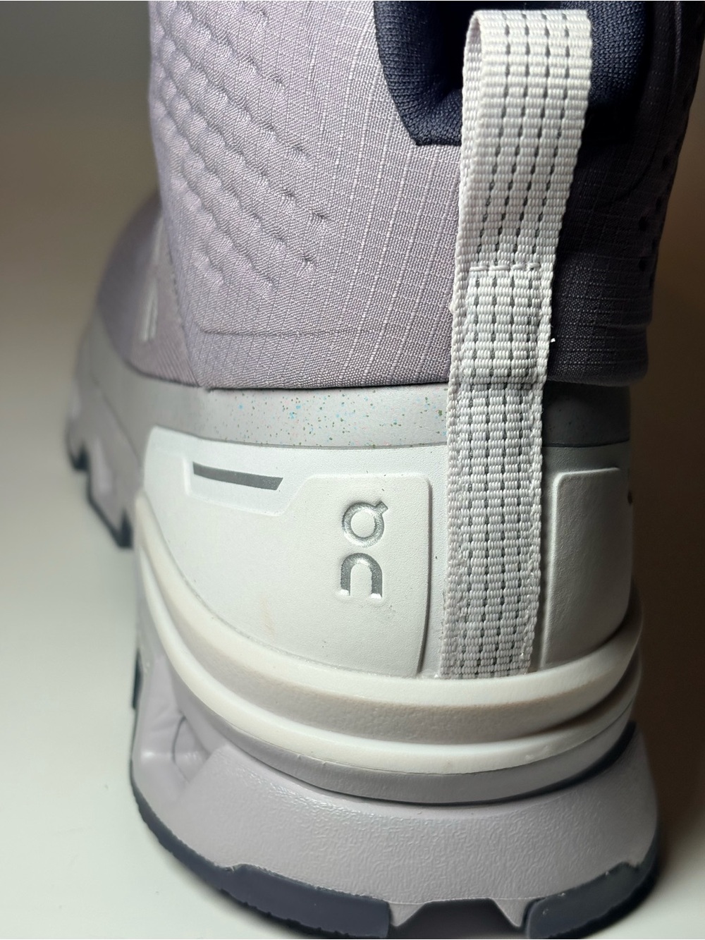 On Running Women size 9.5 Cloudrock Waterproof Mid-Top Hiking Boot Lavender Gray - Picture 8 of 14